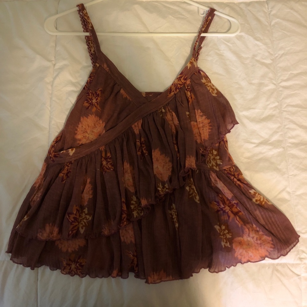 Ruffled tank top